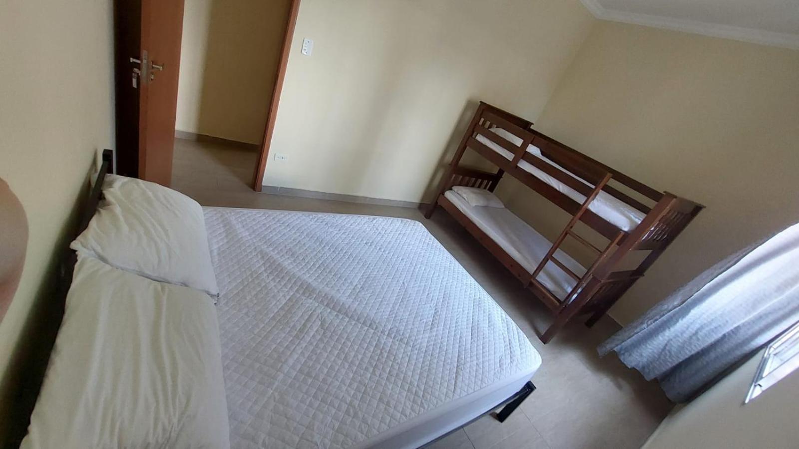 Apartment Amplo Com *